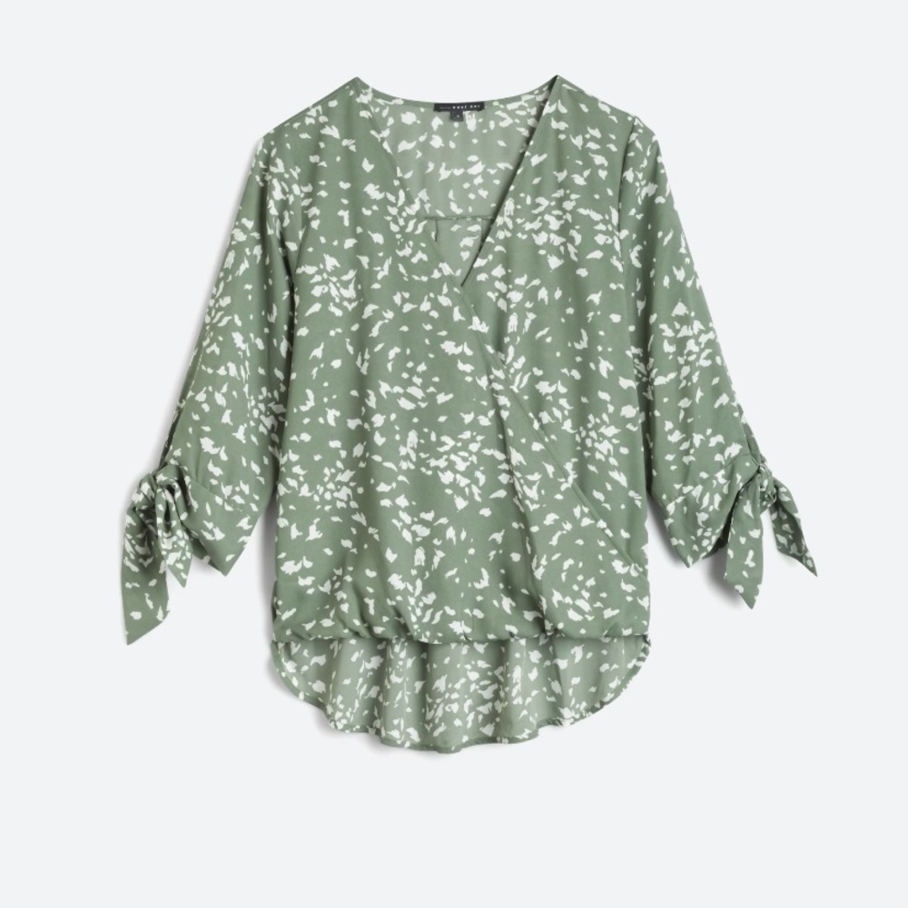 Light Green West Kei Allan Surplice Tie Sleeve High Low Blouse Size Small